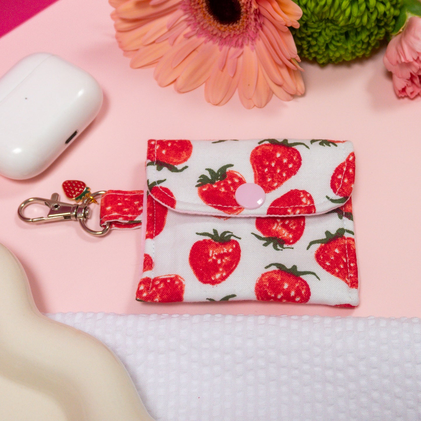 AirPod Holder - Strawberry