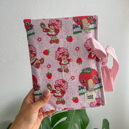 Bow Pink Strawberry Shortcake Book Sleeve