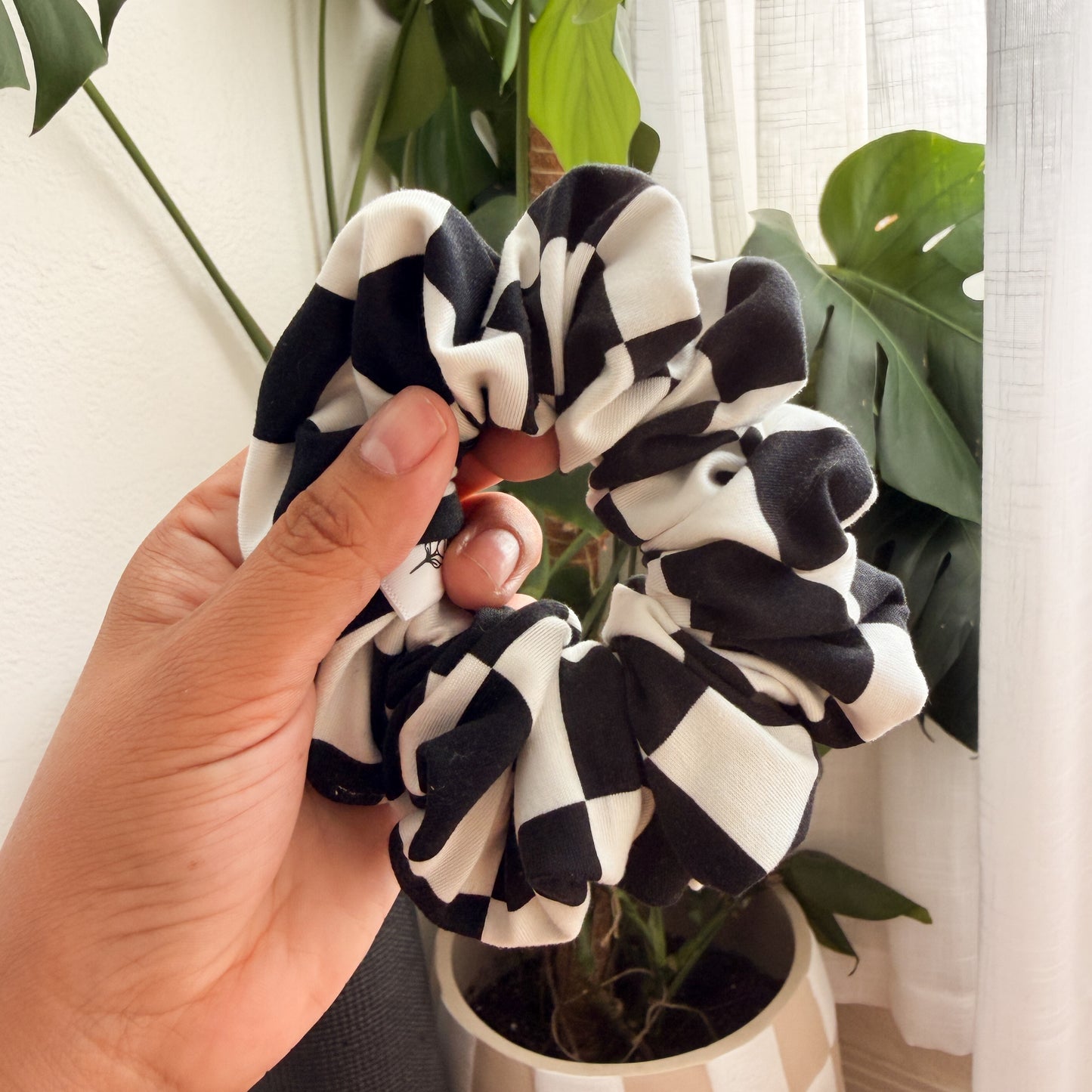 Classic Stretch Check Scrunchie