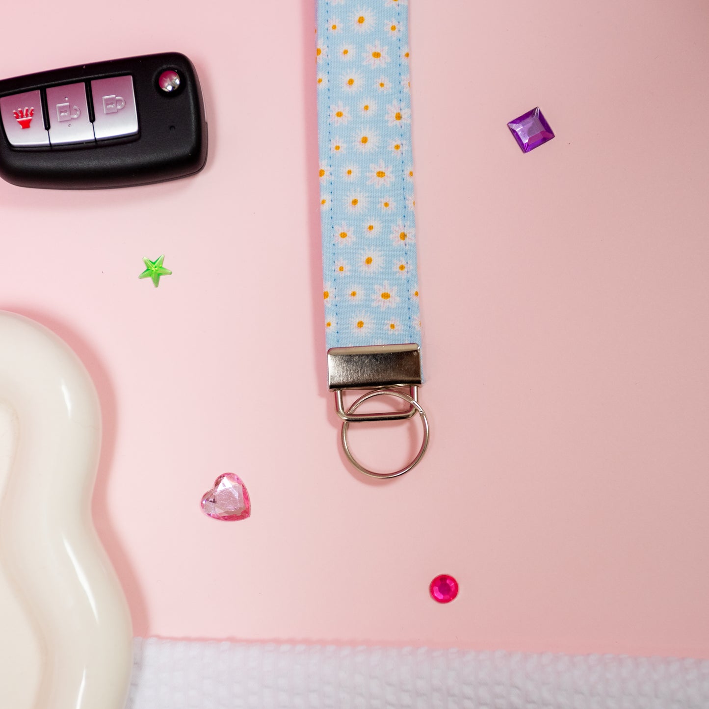 Key Fobs - Daisies Handmade Keychain